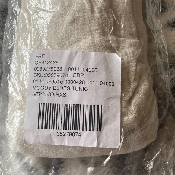 ⭐️ SOLD ⭐️ Free People Moody Blues Tunic - Picture 2 of 5